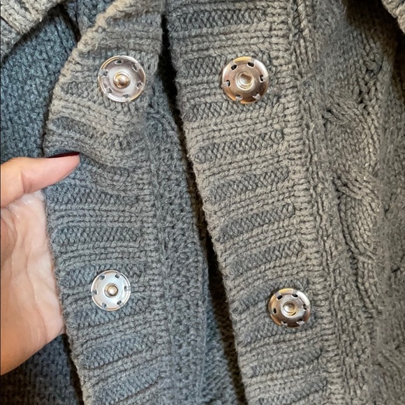 Express Gray cardigan - Picture 3 of 6